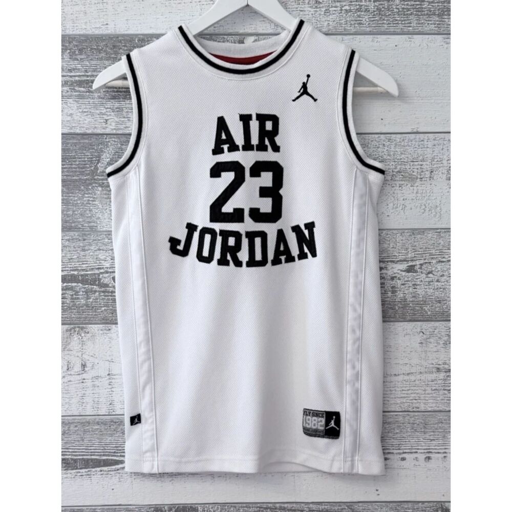 Air Jordan 23 Jersey White Stitch Tank Top Basketball Youth Large- 12-13 Yrs
